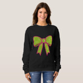 Y2K Retro Vibe Hot Pink and Green Christmas Bow Trui (Voorkant volledig)