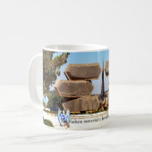 Yad Vashem Joodse Soldaten en mok van partisan kof (Voorkant links)