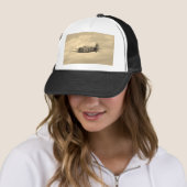 Yak 11 in vlucht trucker pet (In situ)