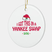 Yankee Swap Gift - Santa Hat Keramisch Ornament (Links)