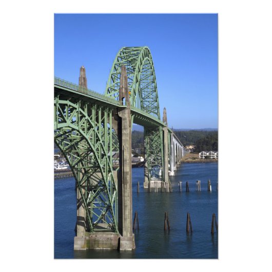 Yaquina Bay Bridge over de Yaquina Bay Foto Afdruk (Voorkant)