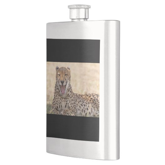 Yawning Cheetah Flacon (Links)