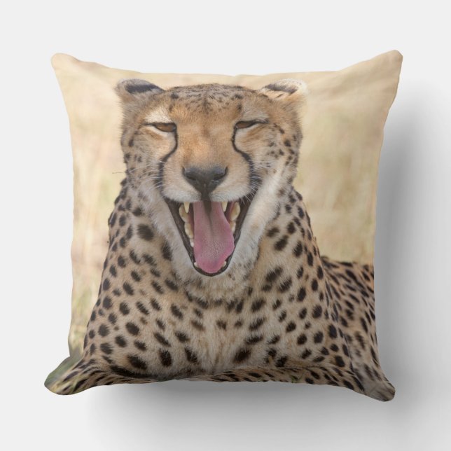 Yawning Cheetah Kussen (Voorkant)