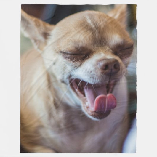 Yawning Chihuahua Fleece Deken (Voorkant)