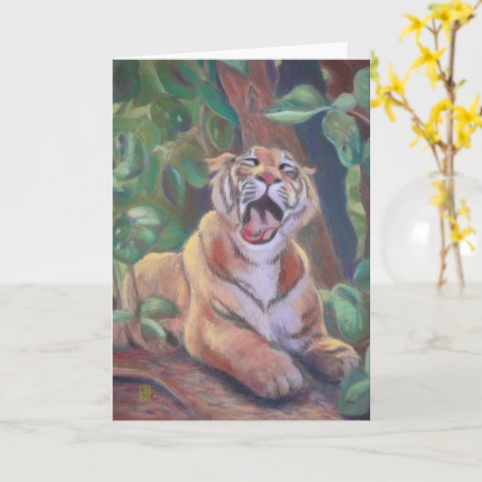 Yawning Tiger Happy Birthday Kaart (Gele Bloem)