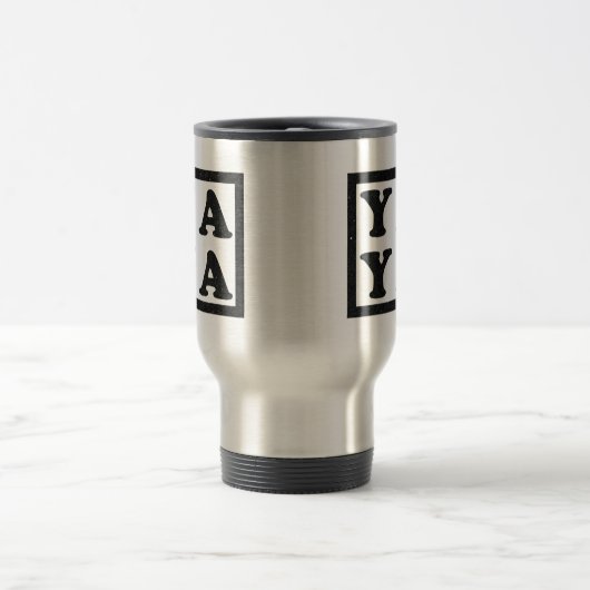 Yaya Reisbeker (Center)