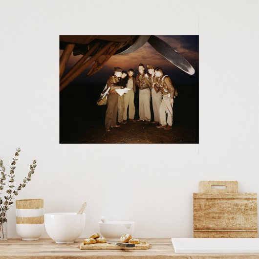 YB-17 Bomber Crew, 1942 Poster (Keuken)