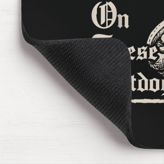 Yeah I'm Goth Gobblin' On These Hot Dogs  Muismat (Hoek)