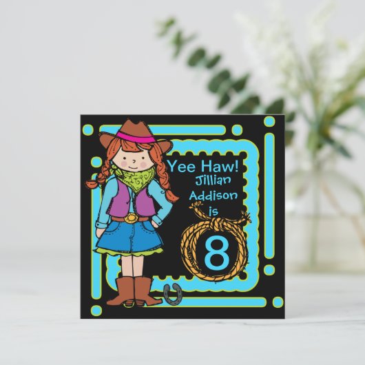 Yee Haw Cowgirl Gepersonaliseerd Birthday Invites Kaart (Staand voorkant)