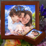 Yelapa Schilderachtig familie Foto 0819 Keepomwill Cadeaudoosje<br><div class="desc">Schilderen "Yelapa Schilderachtig Path Uitzicht 0819" Collectie Houd uw waardevolle spullen in deze prachtige keepaardbox. De juwelendoos is gemaakt van gelakt hout en komt in gouden eik, ebbeny zwart, smaragdgroen en rode mahogany. Zacht vilt beschermt uw juwelen en andere verzamelobjecten. Pas het product aan op de productpagina of klik op...</div>