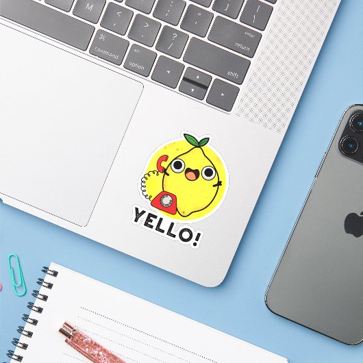 Yello Funny Yellow Lemon Pun Sticker (Laptop met iPhone)