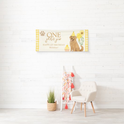 Yello One Golden Year Retriever Puppy 1e Verjaarda Spandoek (Insitu)