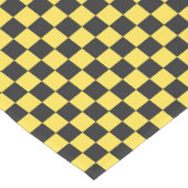 Yellow and black checkerboard pattern korte tafelloper (Hoek)