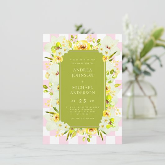 Yellow and Green Floral Checkered Wedding Invite Kaart (Staand voorkant)