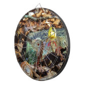 Yellow and Plum Trout Lily en Snagel Shell Dartbord (Voorkant Rechts)