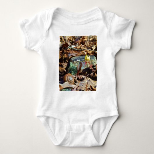 Yellow and Plum Trout Lily en Snagel Shell Romper (Voorkant)