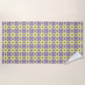 Yellow and purple geometric floral patterned  strandlaken (Voorkant)
