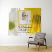 Yellow and White Daisies Funeral Memorial Wandkleed (In Situ (horizontaal))