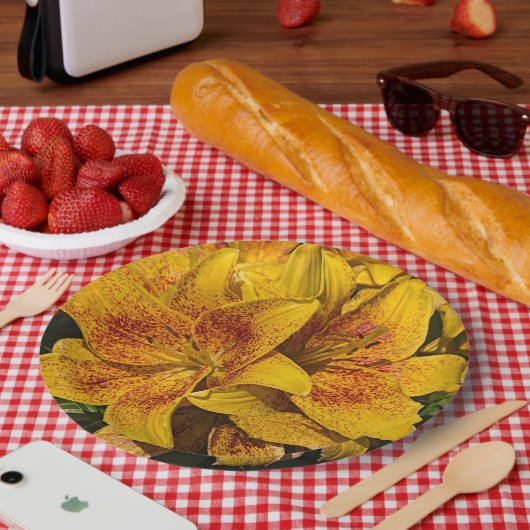 Yellow Asiatic Lily Blooms Floral Papieren Bordje (Picknick)