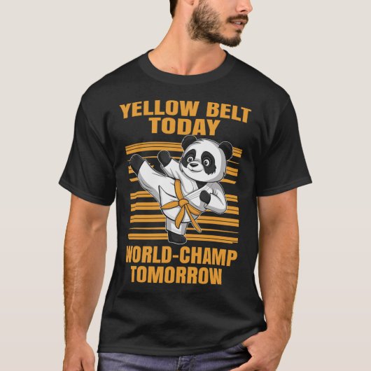 Yellow Belt Today World-champ Tomorrow Panda Karat T-shirt (Voorkant)