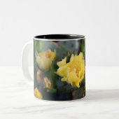 Yellow Cactus Flowers Mok (Voorkant links)