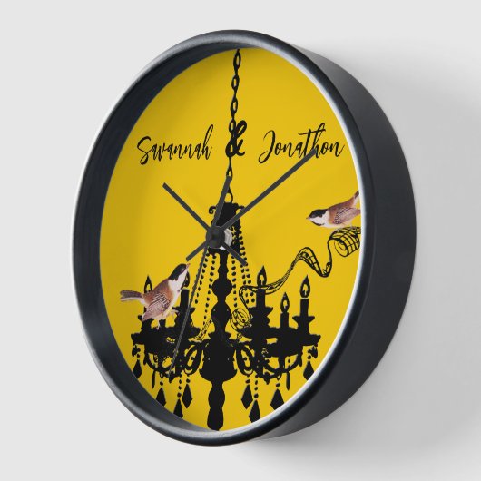 Yellow Chandelier Bird Clock Personalized (Hoek)