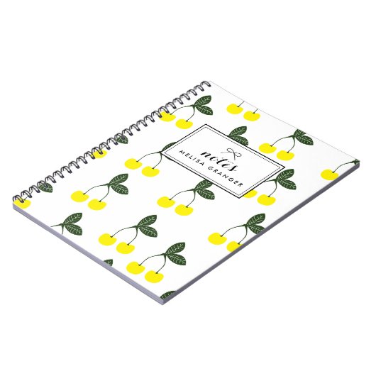 Yellow Cherries Pattern Gepersonaliseerd Notitiebo Notitieboek (Linkerzijde)