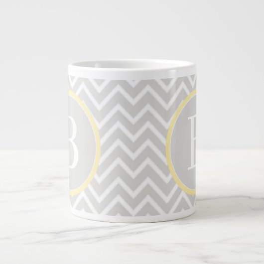 Yellow Chevron Monogram Grote Koffiekop (Voorkant)