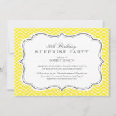 Yellow Chevron Stripes verrassingsfeest Kaart (Voorkant)
