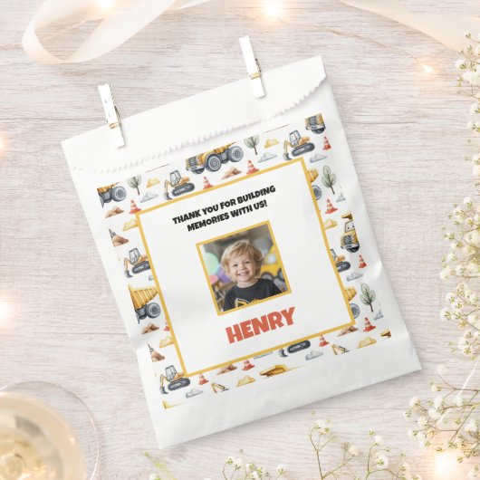 Yellow Construction Trucks Boy Birthday Thank You Bedankzakje (Geknipt)