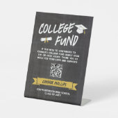 Yellow Cool Chalkboard Afstuderen College Fund Reclamebord Met Voetstuk (Voorkant)