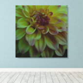 Yellow Dahlia Canvas Afdruk (Insitu (Houten vloer))