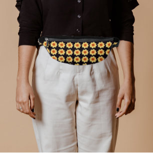 Yellow Dahlia Floral Pattern op Black Heuptasje