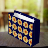 Yellow Dahlia Floral Pattern op Blue Groot Cadeauzakje