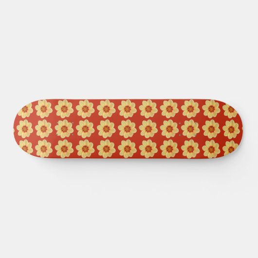 Yellow Dahlia Floral Pattern op Red Persoonlijk Skateboard (Horizontaal)