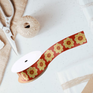 Yellow Dahlia Floral Pattern op Red Satijnen Lint