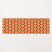 Yellow Dahlia Floral Pattern op Red Yogamat (Voorkant (horizontaal))