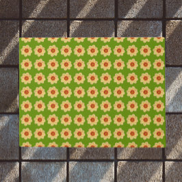 Yellow Dahlia Floral Pattern over Green Deurmat