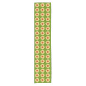 Yellow Dahlia Floral Pattern over Green Korte Tafelloper (Voorkant)