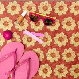 Yellow Dahlia Pattern op Red Floral Strandlaken