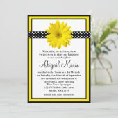 Yellow Daisy Black Polka Dots Bat Mitzvah Kaart (Staand voorkant)