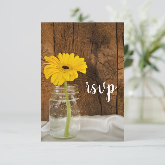 Yellow Daisy in Mason Jar Barn Wedding RSVP (Staand voorkant)
