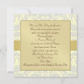 Yellow Damask Monogram Gold Ribbon Uitnodiging (Achterkant)