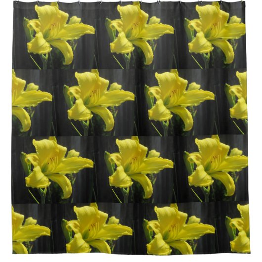 Yellow Day Lily Douchegordijn (Voorkant)