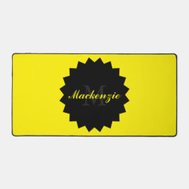 Yellow Desk Mat gepersonaliseerd met naam en Initi