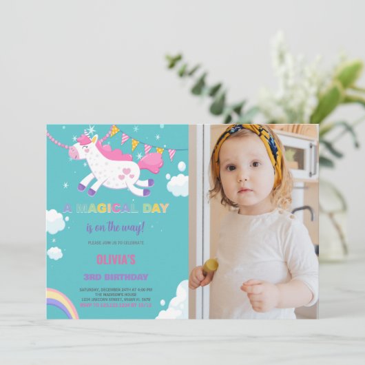 Yellow Flags Unicorn Verjaardag Uitnodigingen een (Staand voorkant)