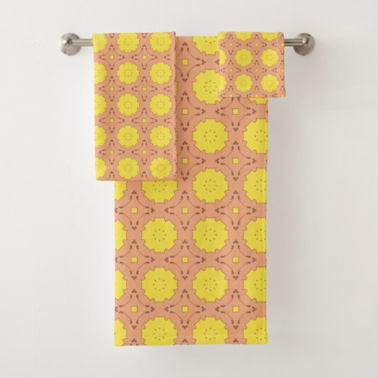 Yellow floral geometric patterned  bad handdoek (Insitu)
