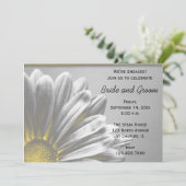 Yellow Floral Highlights Engagement Party Kaart (Staand voorkant)