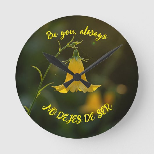 Yellow Flower Clock Ronde Klok (Voorkant)