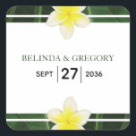 Yellow Frangipani Plumeria Wedding Vierkante Sticker<br><div class="desc">Dit ontwerp bevat gele Frangipani/Plumeria-bloemen. Een tropisch ontwerp dat elegant is omhuld met gele Frangipani-bloemen en zijn bladgroen. De namen van de bruid en de bruidegom worden benadrukt met de overeenkomstige groene kleur van de bladeren. Ontwerp van de Tropische bruiloft sticker met moderne elementen. Er zijn ook huwelijksuitnodigingen en andere...</div>
